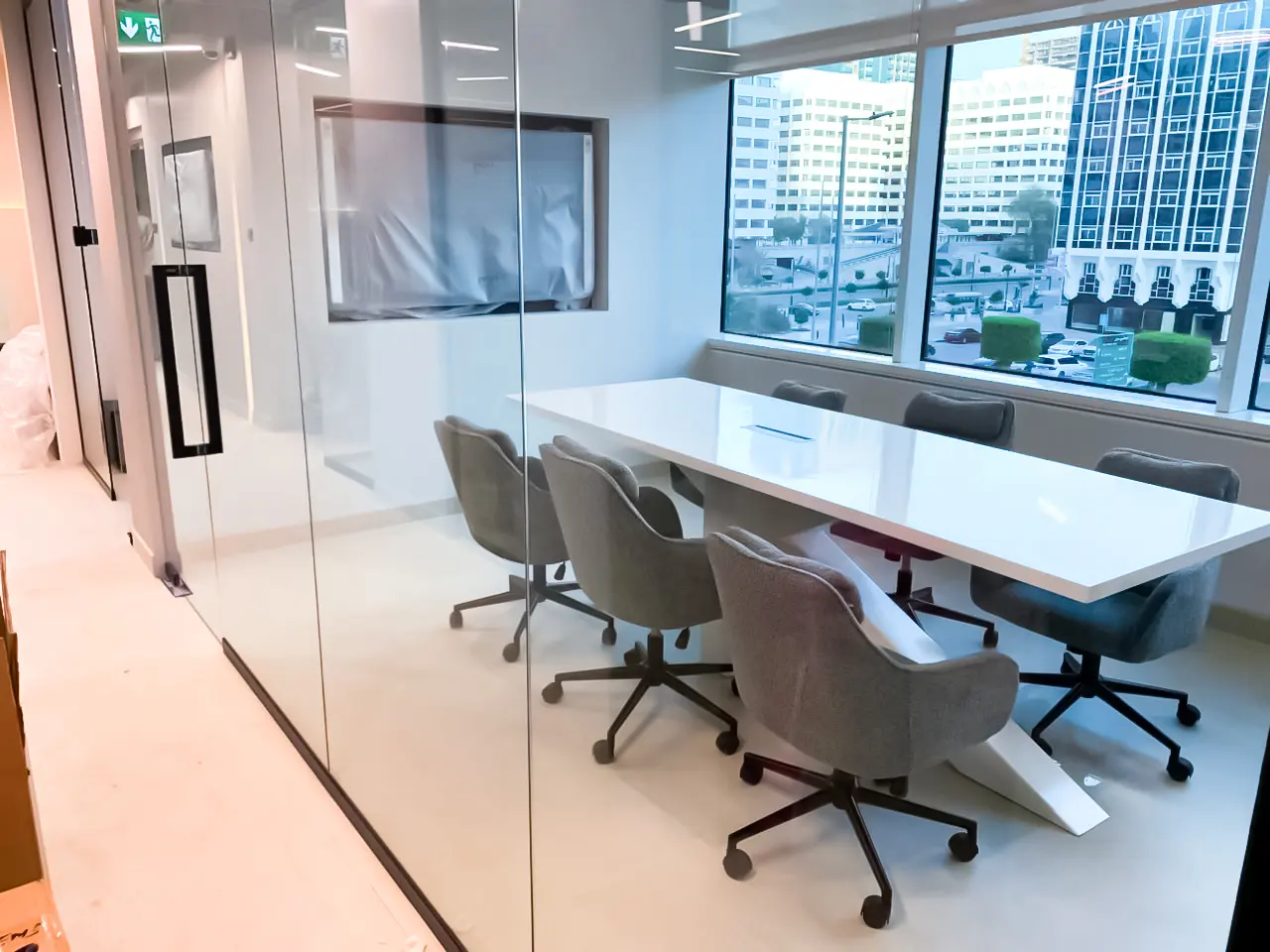 Office interior design and fitout (1).webp